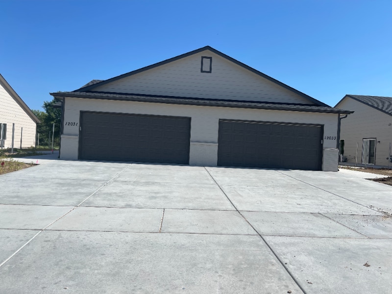 Building Photo - 12031 W Shadow Lakes St