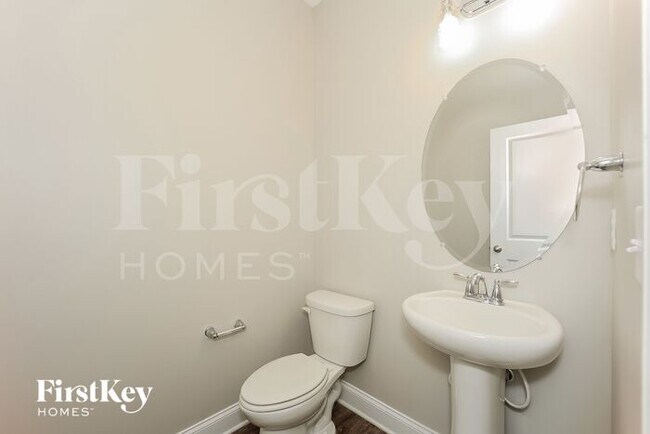 Building Photo - 203 Preserve Dr