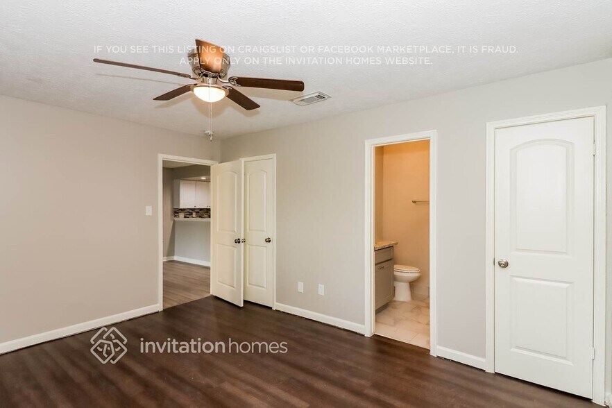 Building Photo - 2104 Yorktown Ct S
