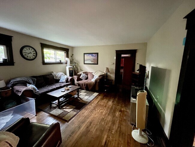 Building Photo - Adabell Properties