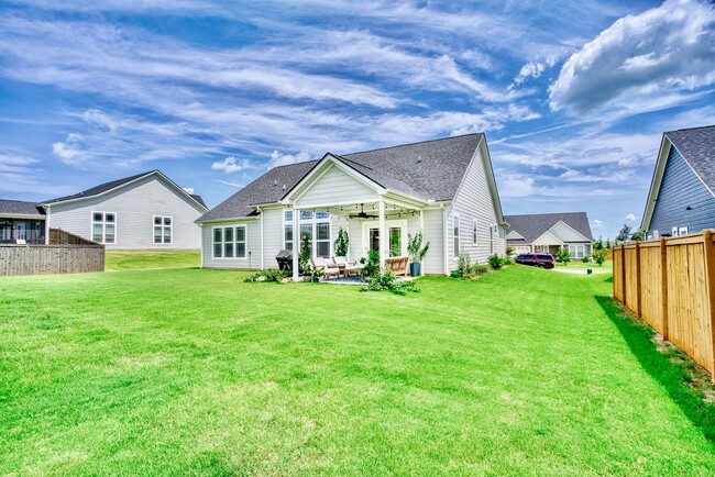 Building Photo - Beautiful home in Greer