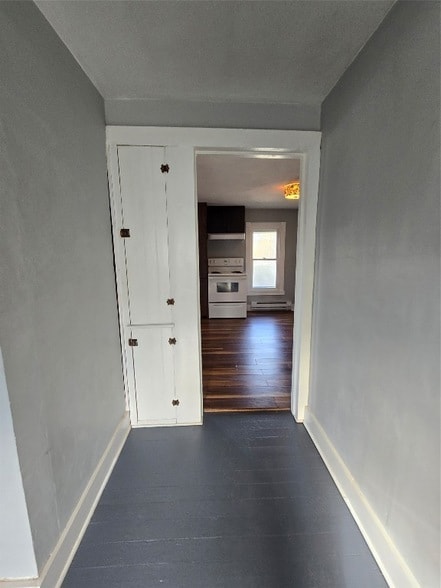 Building Photo - 5 Greene St