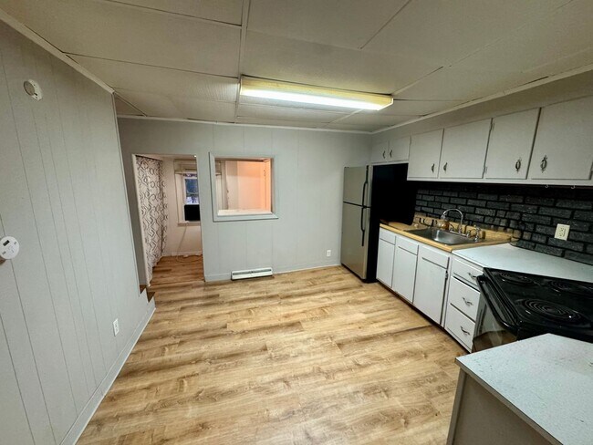 Building Photo - Spang Avenue