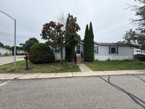 Building Photo - 2500 Mann Rd