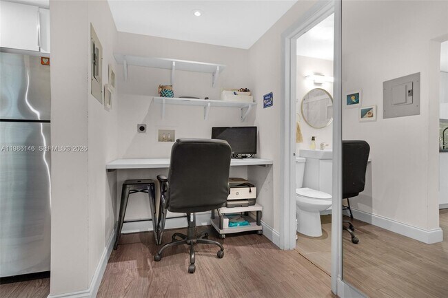 Building Photo - 1117 Meridian Ave