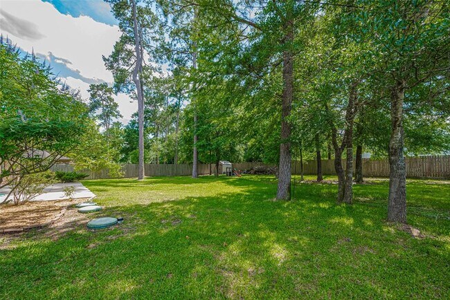 Building Photo - 503 Weisinger Dr