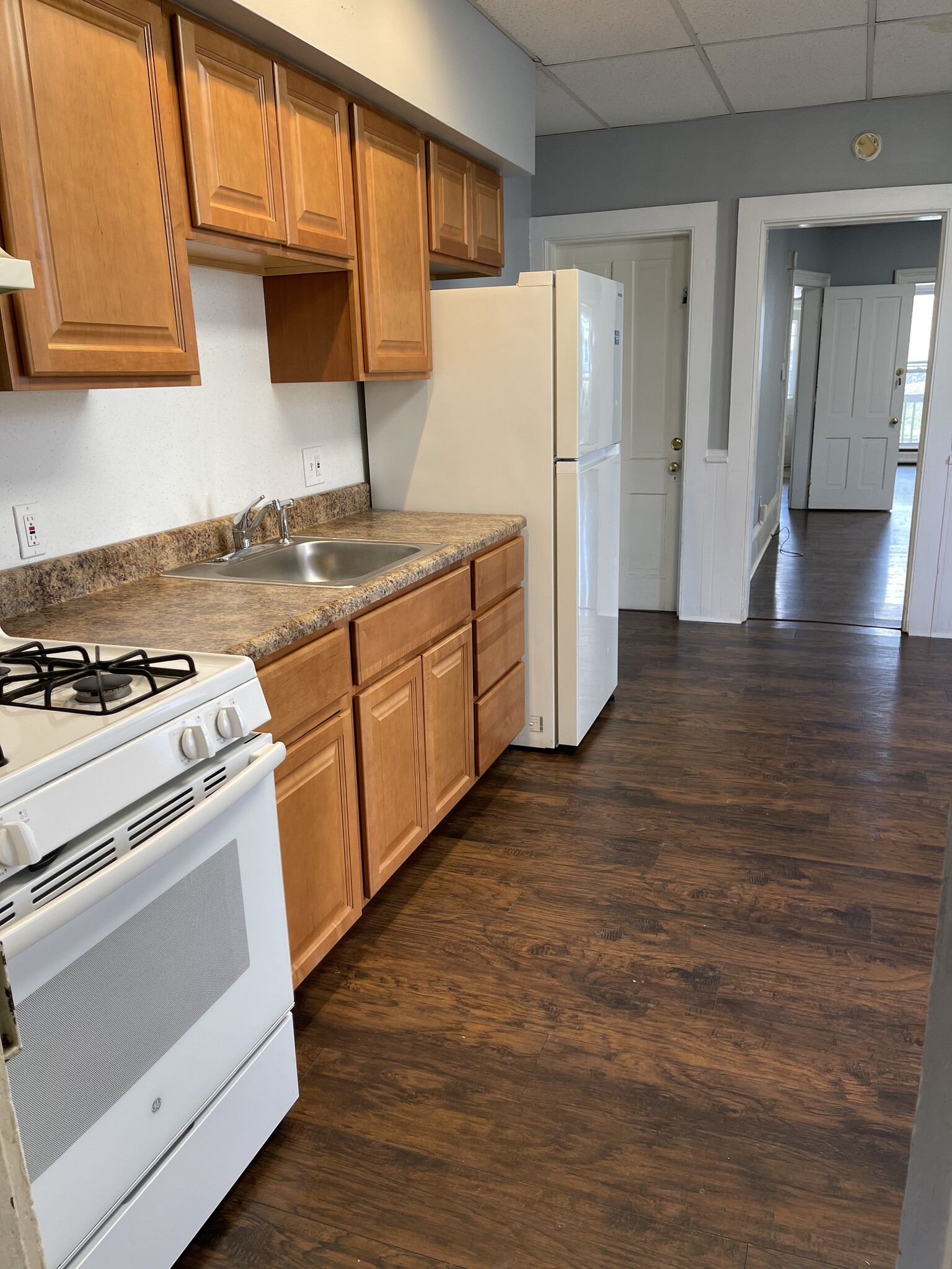 Building Photo - 233 Washington St