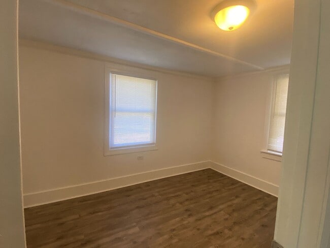 Building Photo - 2 Bed, 1 Bath Home in Taylors is Available