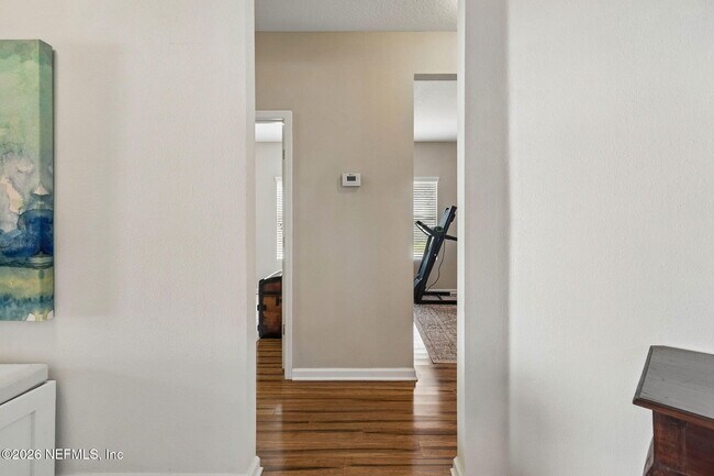 Building Photo - 206 Mission Cove Cir