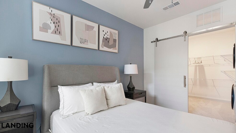 Building Photo - 2900 4th Ave NW