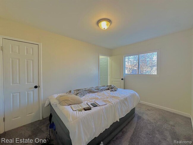 Building Photo - 29916 Brooklane St