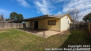 Building Photo - 5927 Cliff Rock Dr