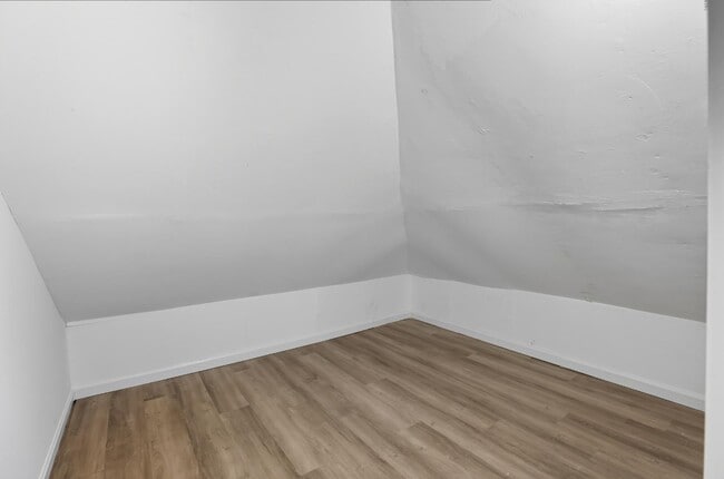 Building Photo - 3802 Parkwood St