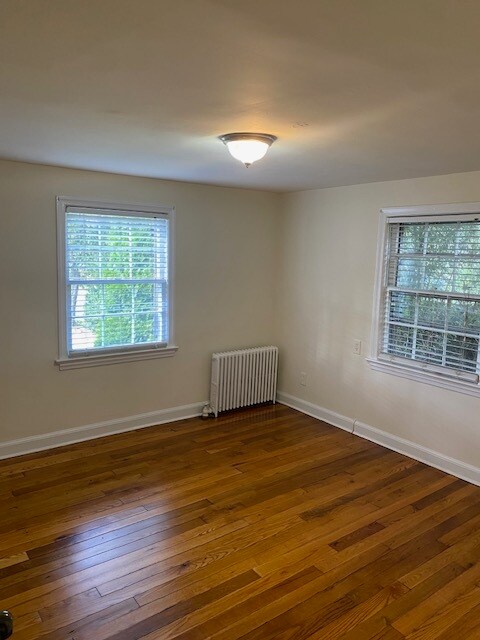 Building Photo - 621 Greenbrook Rd