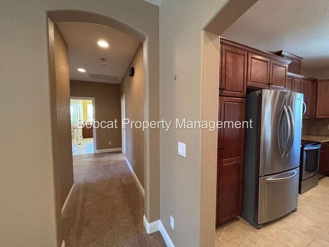Building Photo - 1360 Turner Ct