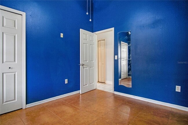 Building Photo - 519 Winthrop Pl