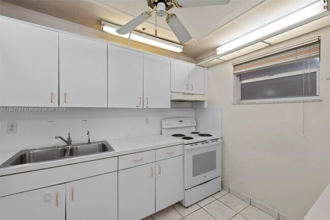 Building Photo - 4101 Indian Creek Dr