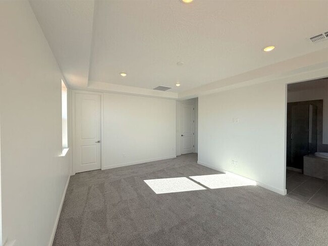 Building Photo - Brand New home 3 bd, 2.5 bt with 3 car garage