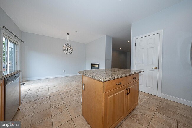 Building Photo - 757 Whitetail Cir