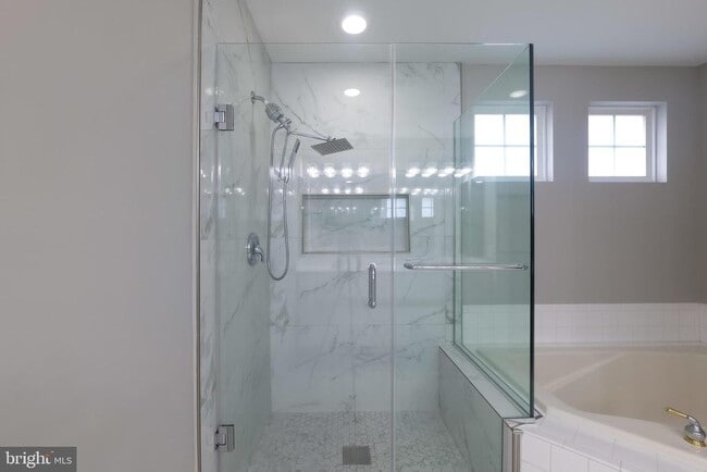 Building Photo - 7709 Killbarron Dr