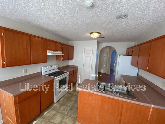 Building Photo - 197 Wayfair Ln