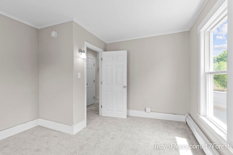 Bedroom 2 - 17 Forest St