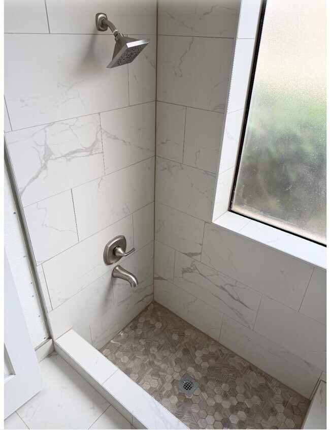 Building Photo - 2848 E Brown Rd