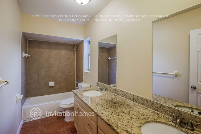 Building Photo - 781 SW 66th Ave