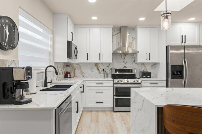 Building Photo - 5028 Autumn Ridge Ln