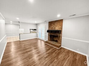 Building Photo - Nice 3 Bedroom Ranch