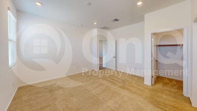 Building Photo - 7110 W Ferntree Ln