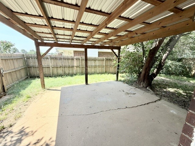 Building Photo - 1233 N Boxley Ave