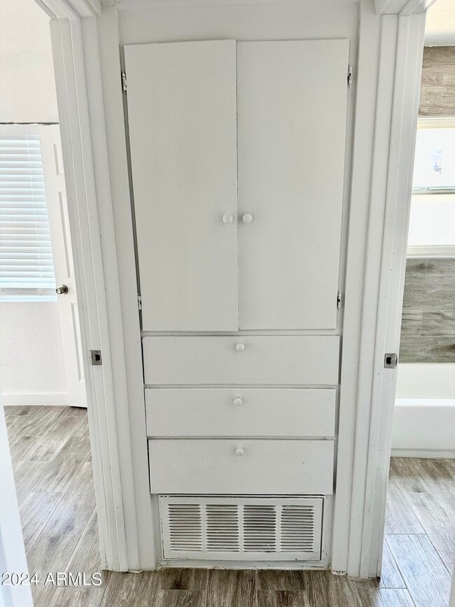 Building Photo - 6808 N 23rd Ave