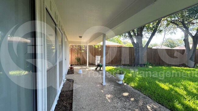 Building Photo - 2212 Canyon Valley Trail