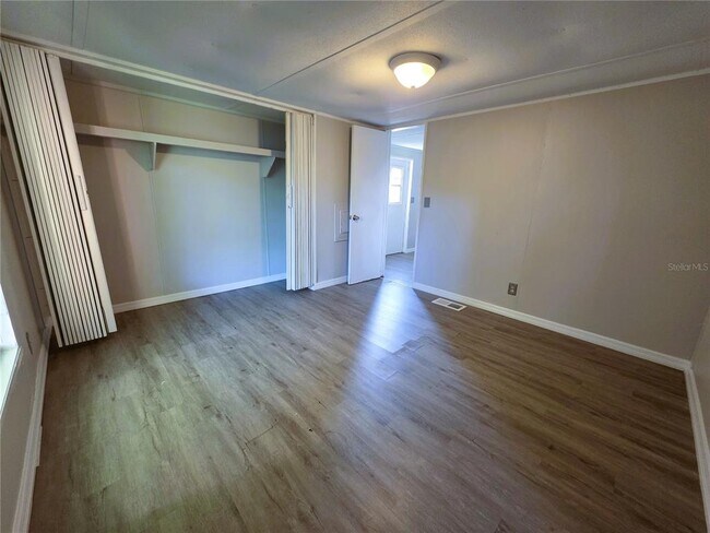 Building Photo - 14900 Porter St