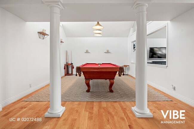 Building Photo - Gorgeous GUARD GATED Westlake Island 3+3 home w/ BOAT DOCK & BOAT!