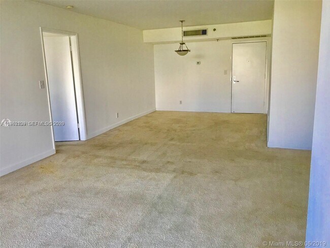 Building Photo - 3300 NE 192 St