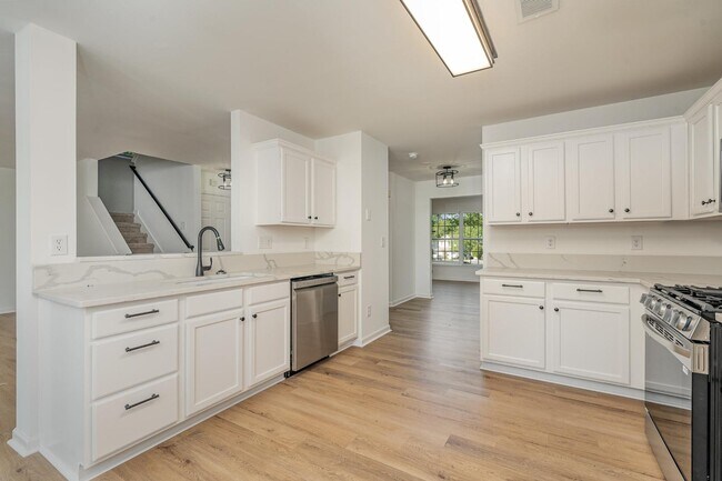 Building Photo - 3802 Brookchase Ln