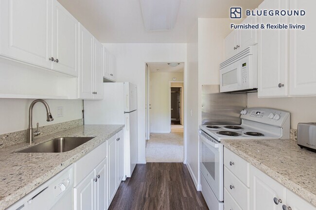 Building Photo - 1788 Oak Creek Dr