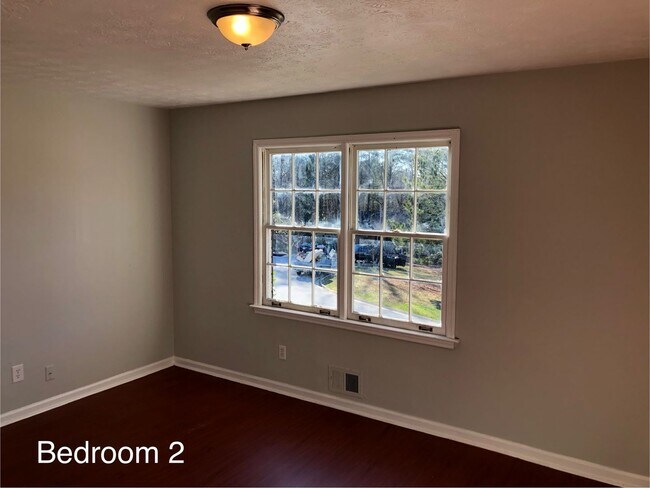 Building Photo - Ridge Forest Drive 5177-5179 - Dekalb