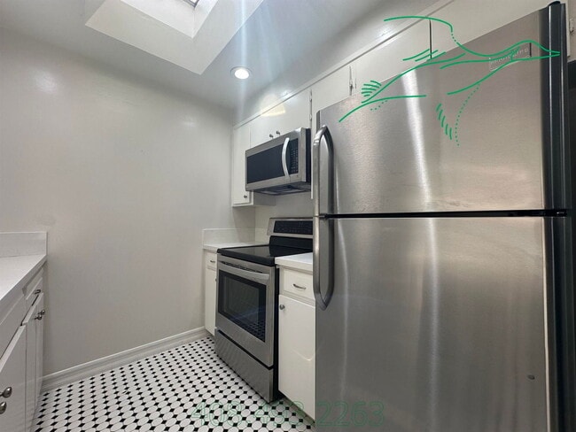 Building Photo - 1910 Mt Vernon Ct