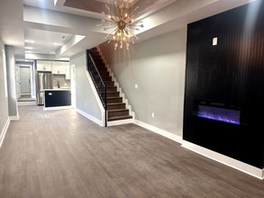 Building Photo - 1500 E Lafayette Ave