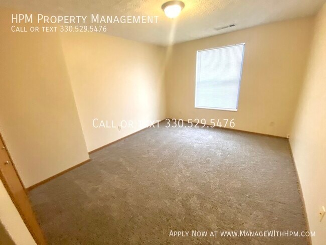 Building Photo - 1876 Ledgewood-A10