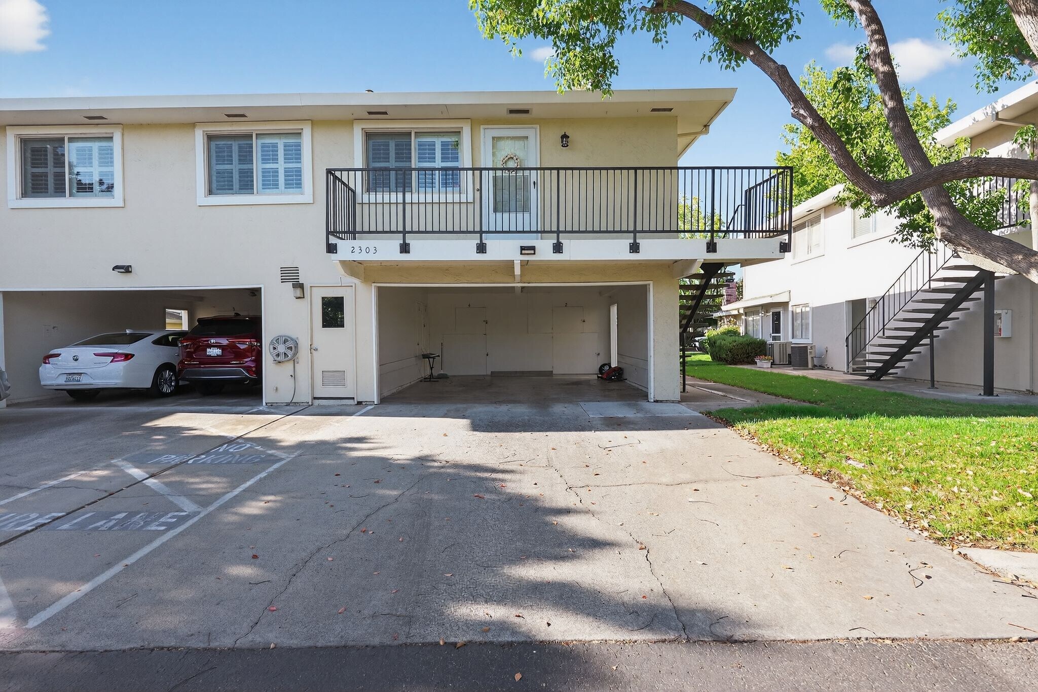 Building Photo - 2303 Saidel Dr