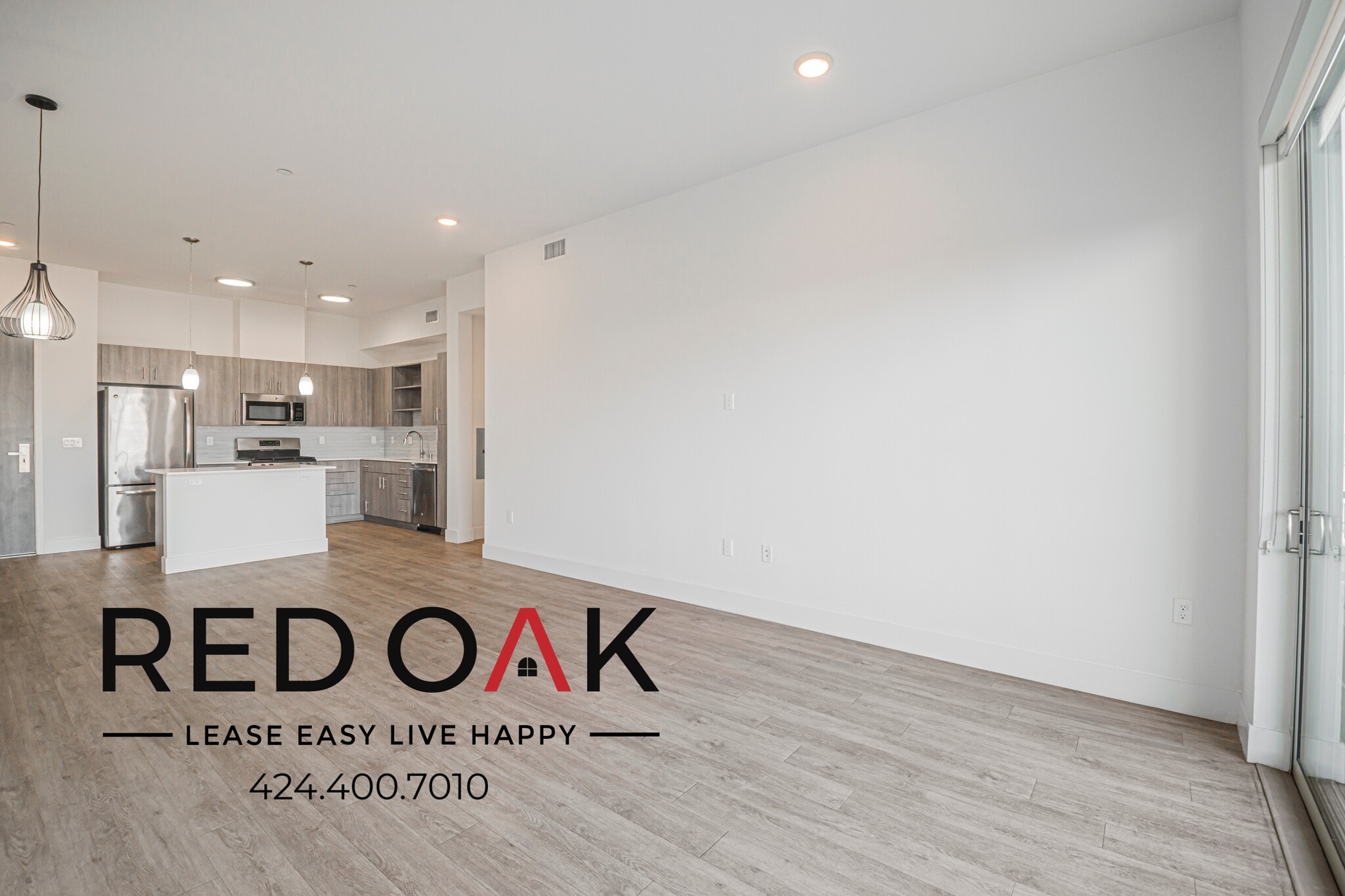 Building Photo - 1331 W 7th St