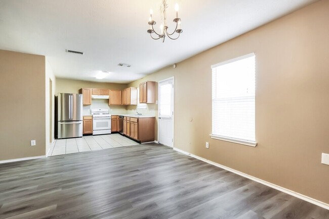 Building Photo - 21211 Linden House Ct