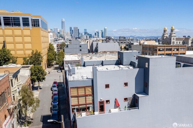 Building Photo - 1025 Minna St