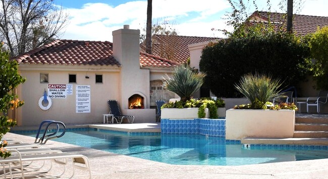 Building Photo - EXQUISITE SCOTTSDALE COUNTRY CLUB RENTAL O...
