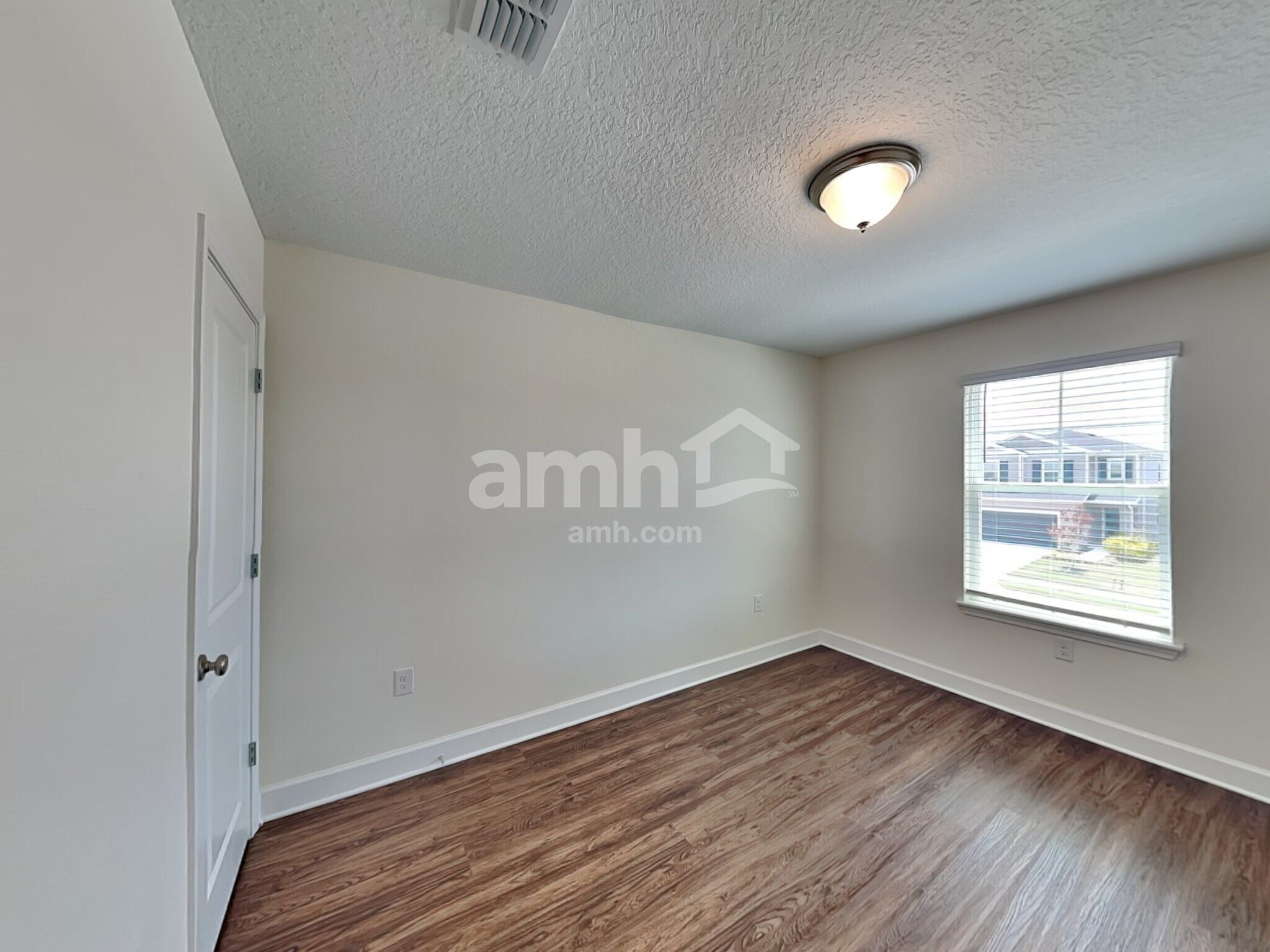 Building Photo - 4616 Birdsong Dr