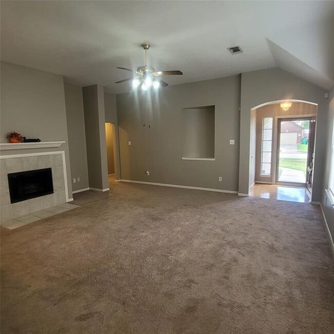 Building Photo - 1411 Hunter Ridge Ct
